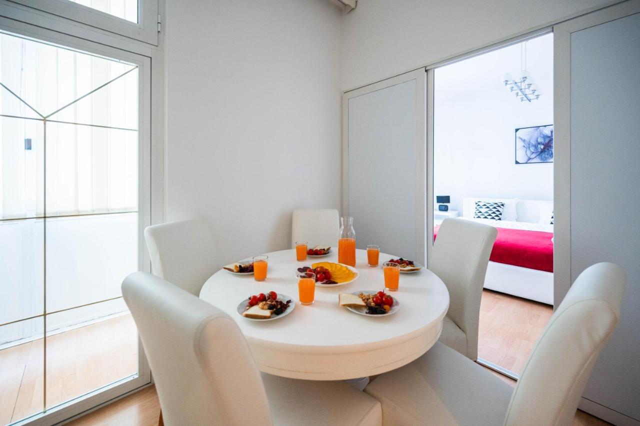 Bright And Modern 1Bdr Apartment In The Center Сараево Екстериор снимка