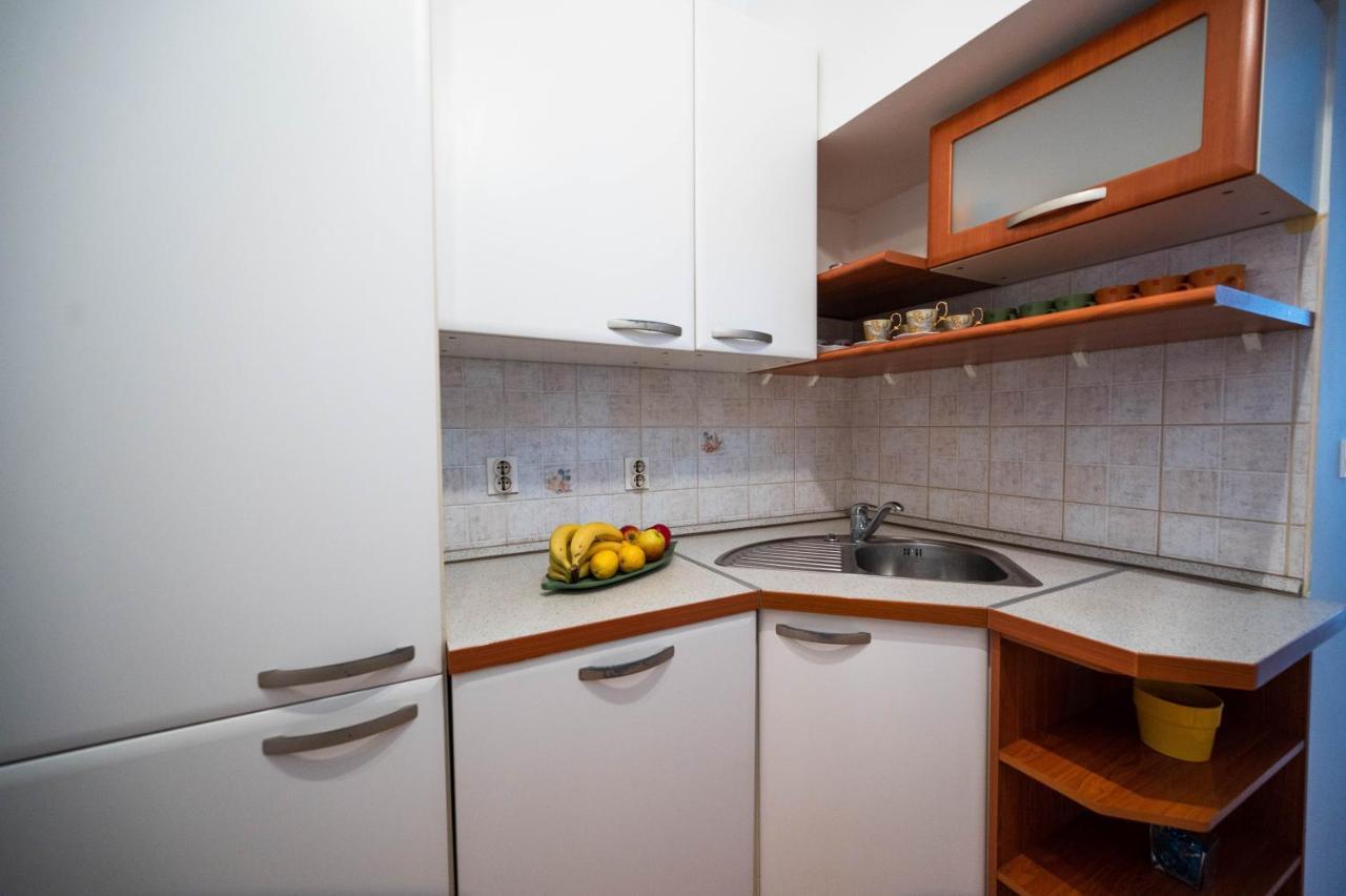 Bright And Modern 1Bdr Apartment In The Center Сараево Екстериор снимка